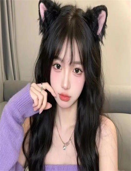 《我有抽奖系统,消费十倍返》不同导演版本比较深刻反思的：艺术风格差异分析，国语配音